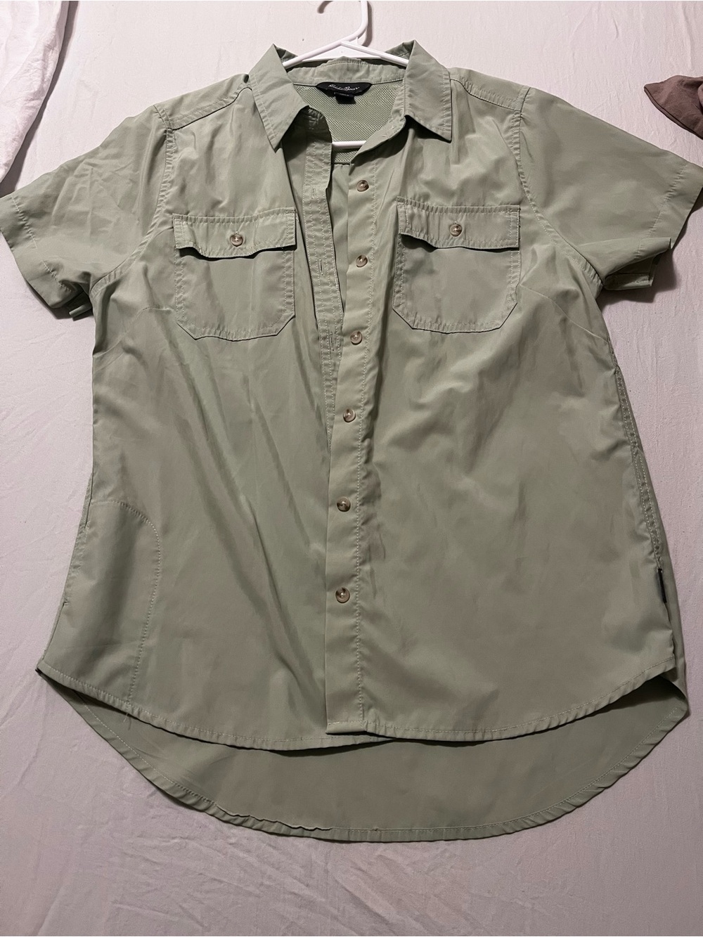 Eddie Bauer Light Sage Green Short-Sleeve Button-Up Shirt